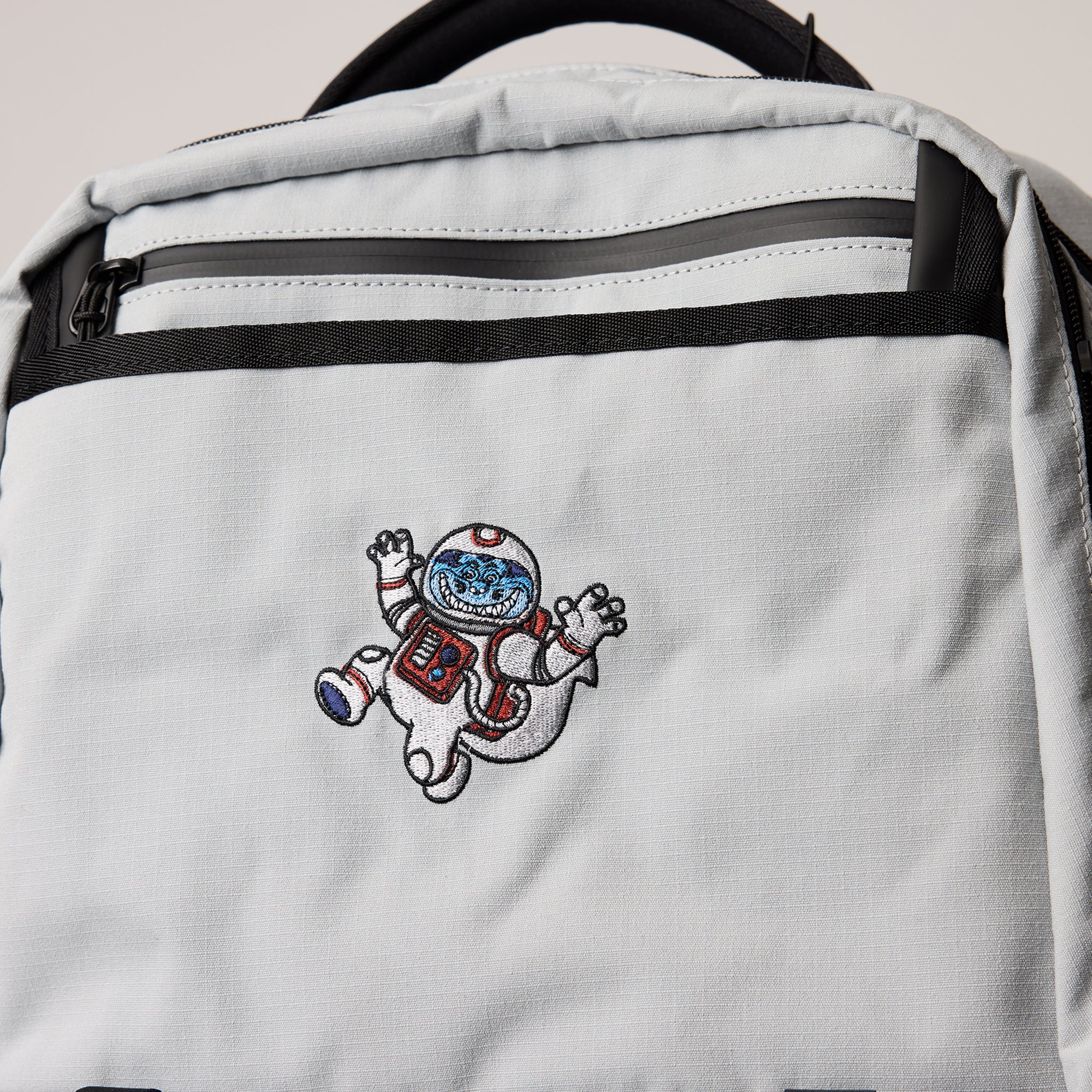 Bettinardi Jones A2 Space Age Backpack - Image 5
