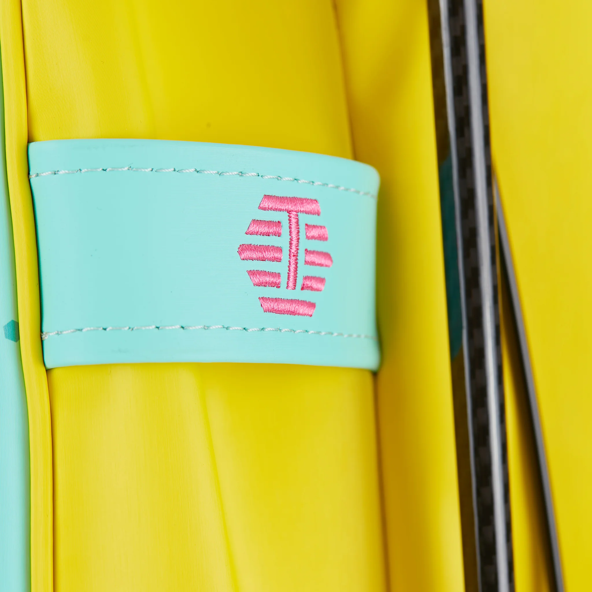 Bettinardi x NERF Vessel Player IV Stand Bag - Image 10