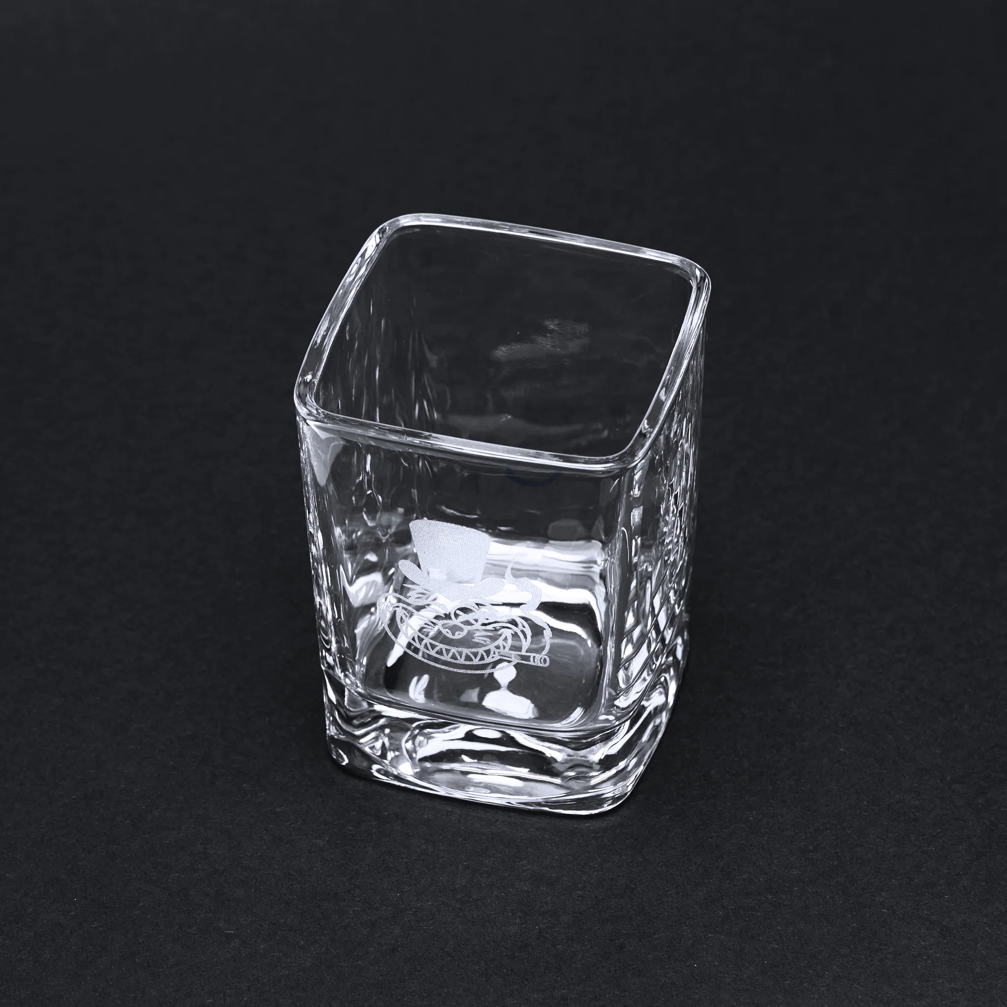 Black Friday 2023 Bettinardi Corcksicle Gangster Cat Whiskey Wedge Glass - Image 3